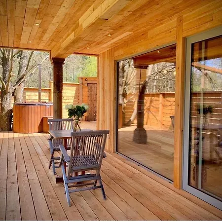 Bed & Breakfast Le Sanglier Amoureux 4*