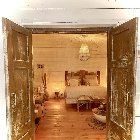 Le Sanglier Amoureux 에레제